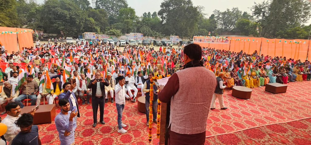 idharampalsingh's tweet image. आज सुल्तानपुर जिले की कादीपुर विधानसभा में सरदार वल्लभ भाई पटेल जी की 150वीं जयंती के अवसर पर आयोजित #एकता_यात्रा को संबोधित किया।

#RunForUnity #SardarPatel #BJP