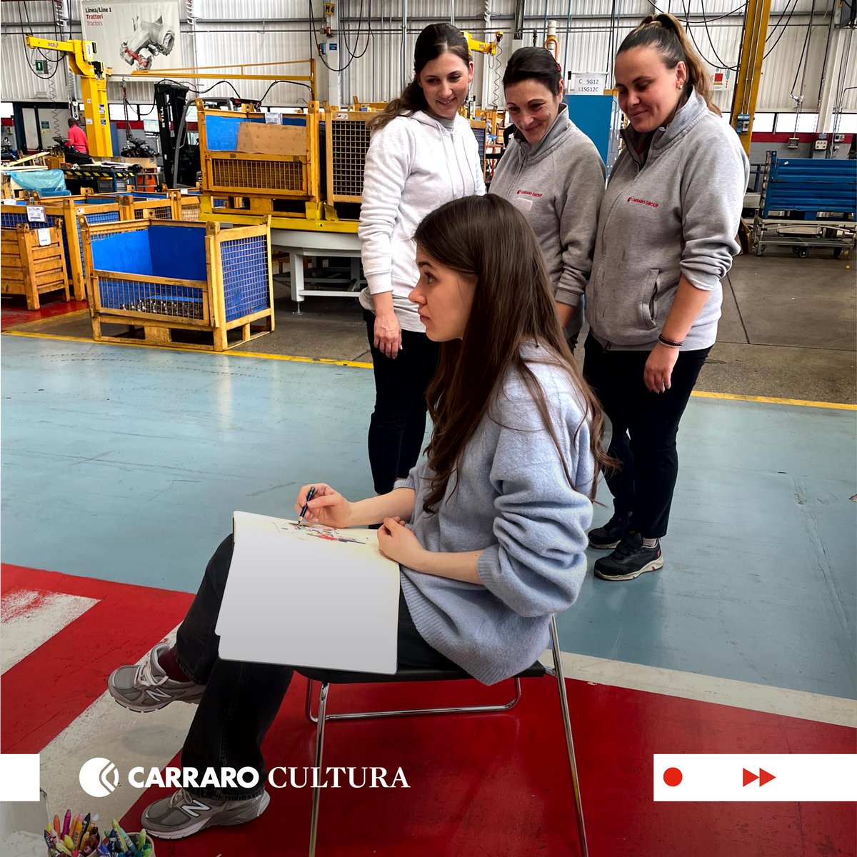 Anche nel 2025, abbiamo scelto di raccontare la nostra identità attraverso l’arte. 🖼️ Le opere a pastello di Yana Boyko racconteranno Carraro, dall'Annual Review al Calendario 2026. Un ponte tra arte, industria e identità. #Carraro #CarraroCultura #WeAreCarraro