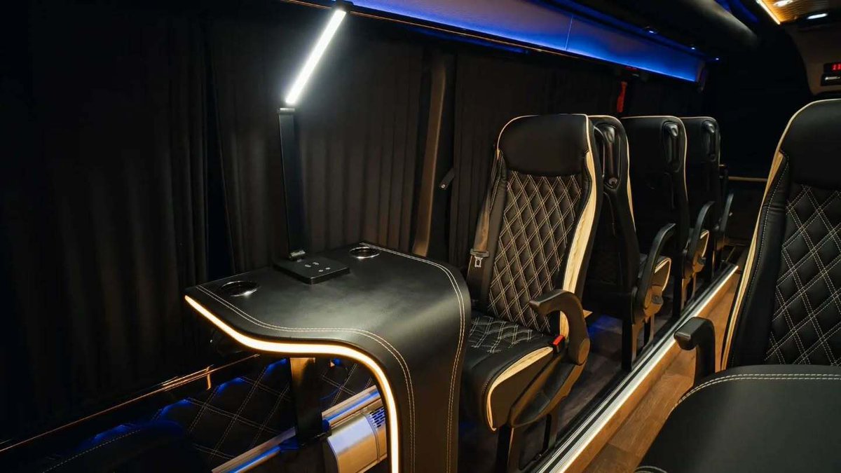 ExecTravelSol's tweet photo. Business class? More like business bus.💼

We invite you to work if you want, or wonder if you want... because inside this #MercedesSprinter, productivity and #adventure share the same seat.💡 

Sit back, power up, and let the views outside your office on wheels inspire you.💭🧠 https://t.co/8ktVJ8u0L0