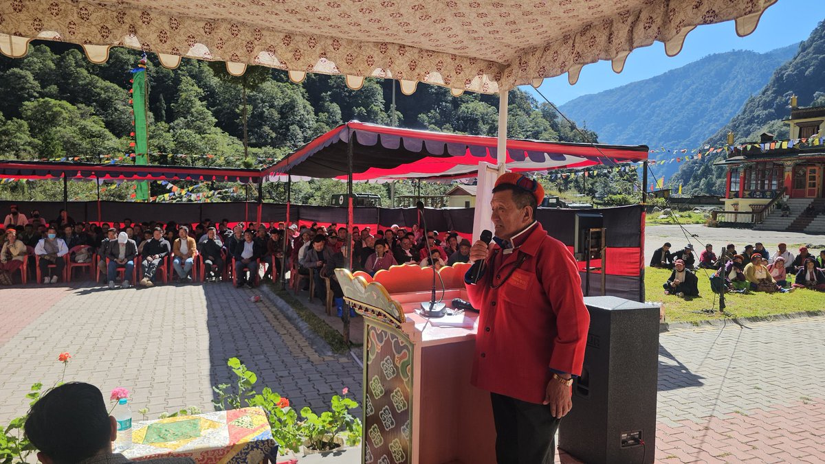 PemaKhanduBJP's tweet photo. Delighted to see the transformative initiative of Hon’ble Prime Minister Shri @narendramodi ji taking firm roots in Arunachal Pradesh through NITI Aayog’s Aspirational Blocks Programme.

Jemithang in Tawang district identified as a Model Village under the #AspirationalBlocksProgramme and #VibrantVillage initiative is now moving ahead with a clear roadmap for development.

A stakeholder consultation was held near the historic Gorzam Stupa with proactive participation from NITI Aayog the District Administration and the Indian Army.

This collaborative approach truly reflects the vision of the Hon’ble PM for empowering border villages, ensuring last-mile delivery, and building vibrant, self-reliant Himalayan communities.

Compliments to the team led by Maj. Gen. K. Narayanan (Retd.), DC Tawang Smti @NamgyalAngmo and the Jemeithang Brigade for their coordinated efforts.