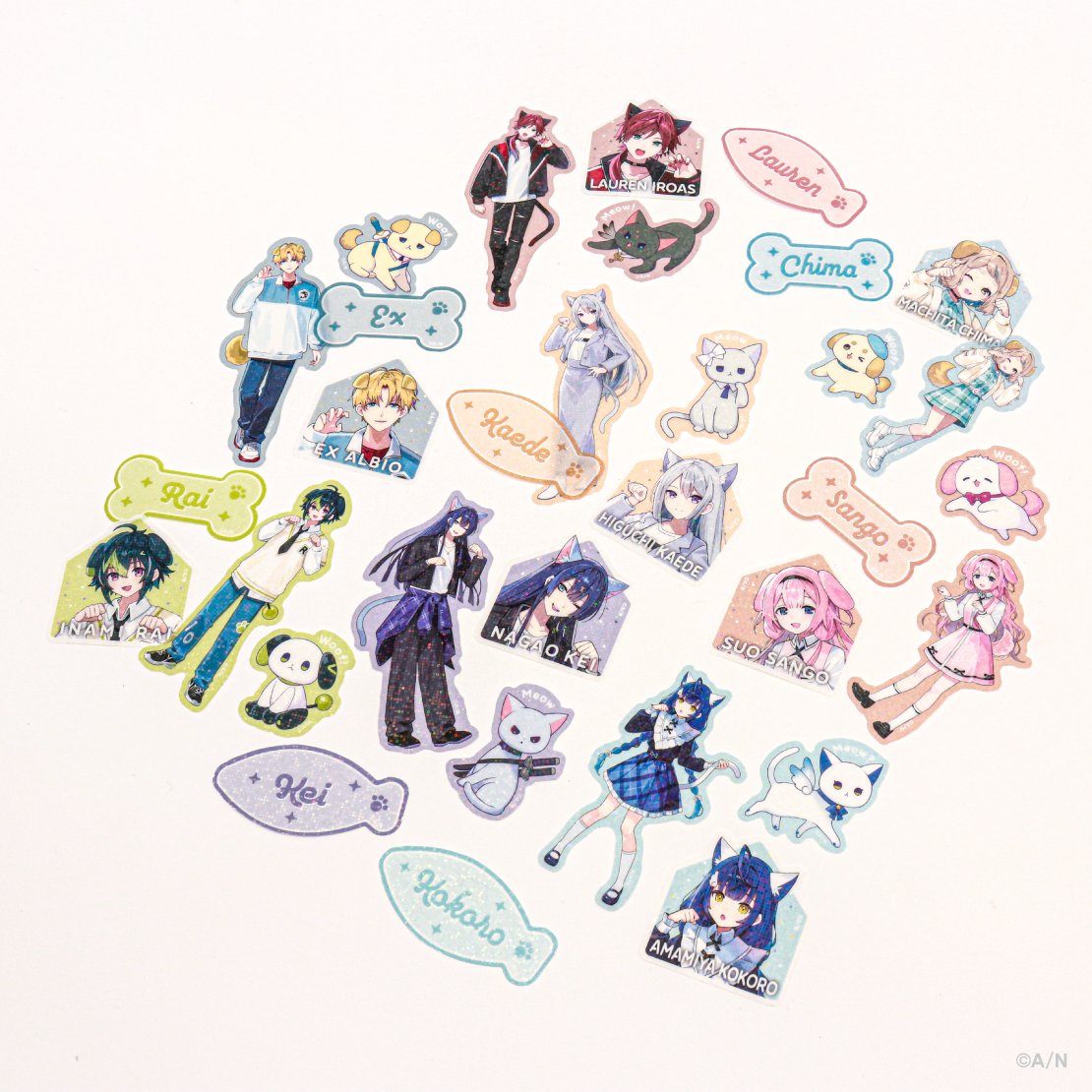 【#にじさんじわんにゃんdays vol.2 グッズ紹介②】

アクリルスタンドの足元には、おとものわんにゃん！
クリアステッカーセットは、ホログラム仕様です✨

▼＜11/25(火)18:00＞販売開始！
shop.nijisanji.jp/TAG_824

#にじストア