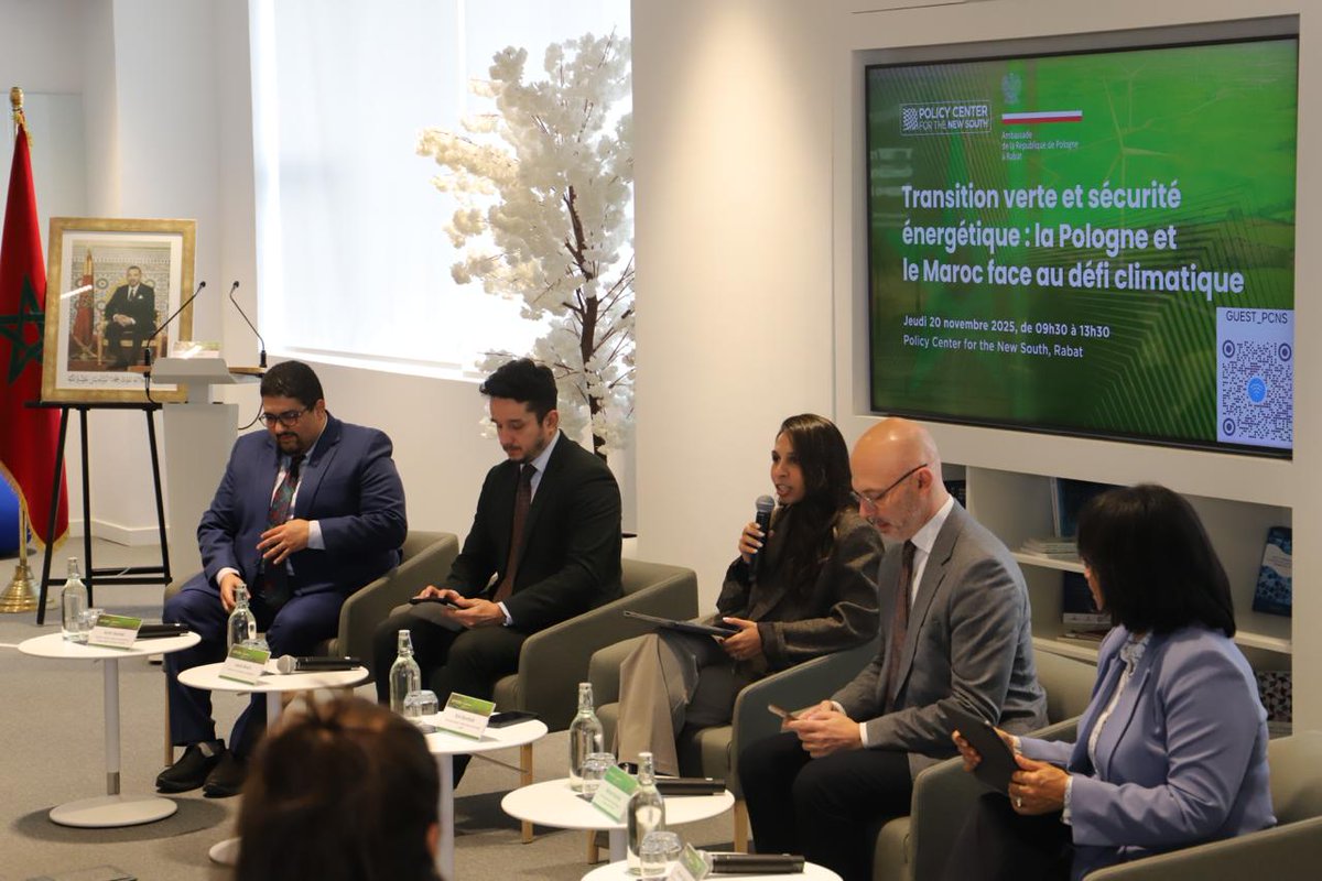🔴 Le 1er panel de la conférence intitulé "Vers une souveraineté énergétique durable : mix renouvelable, hydrogène vert et coopération régionale", est en cours. <a href="/RimBerahab/">Rim B</a> <a href="/KurtykaMichal/">Michał Kurtyka</a> <a href="/jakubwiech/">Jakub Wiech</a> <a href="/PLauMaroc/">AmbPologne Maroc</a> 
🔗Agenda: policycenter.ma/events/transit…