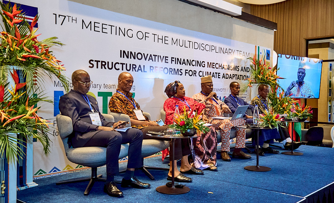 FAOWestAfrica's tweet image. #FAOSFWMDT17
Governments share strategies for climate adaptation &amp;amp; resource management.
#FAO80 #ClimateAdaptation