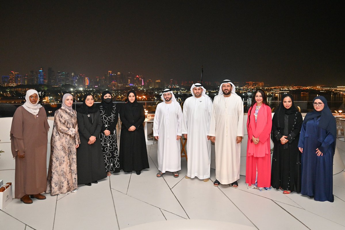 شاركت سفارة الدولة لدى الدوحة في الحفل الذي اقامته جامعة الشارقة و رابطة خريجيها على شرف خريجي جامعة الشارقة في دولة قطر الشقيقة في متحف قطر الوطني. حيث تم الاعلان على انشاء رابطة خريجي جامعة الشارقة في دولة قطر و الذي يسهم  في تعزيز التواصل الثقافي والمجتمعي وبناء الشراكات بين