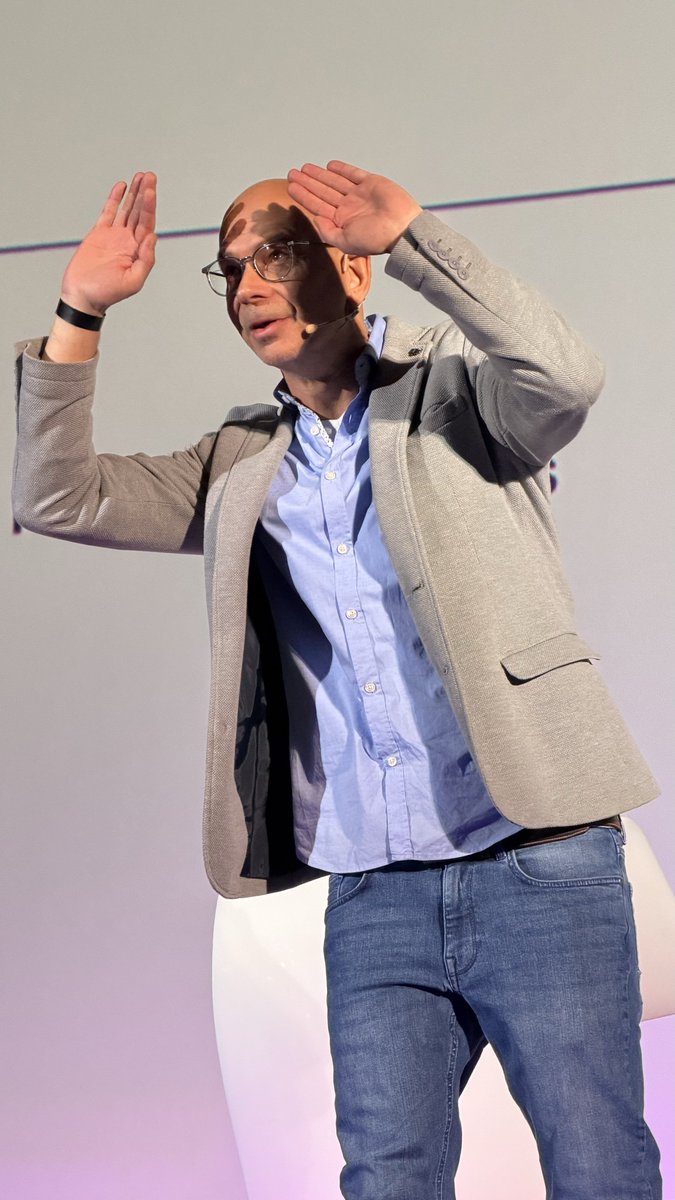 Now at AI Poland: Christian Stenzel presents “Own Your Silicon – The Tenstorrent Computer Factory.” Discovering how Tenstorrent is shaping the future of custom AI hardware. Excited for insights into next-gen compute power! #aiPolandConf