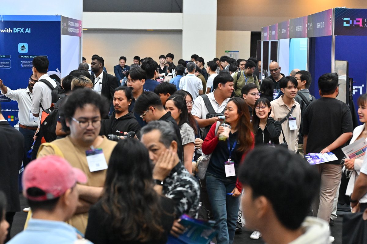 digitechaseanth's tweet image. Transform Your World with Innovation 🔥
Last day tomorrow — 21 Nov 2025!
Don&apos;t miss it out!
Hall 7-8 | 10.00 - 18.00 Hrs.
📍 IMPACT Muang Thong Thani

#DigiTechASEAN2025 #AIConnect2025 #TechEvent