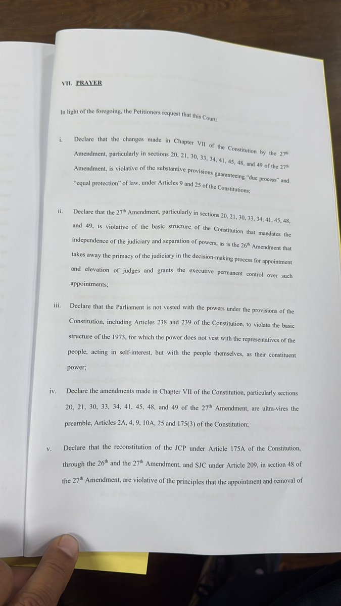 Matiullahjan919's tweet photo. BREAKING NEWS: Four judges of Islamabad High Court challenge 27th constitutional amendment in Supreme Court of Pakistan where the court staff refuses to receive the petitions filed under 184(3).
Justice Mohsin Kiani
Justice Babar Sattar
Justice Sardar Ijaz Ishaq Khan &
Justice Samman Riffat

Pray for restraining JCP from appointing judges, and stopping SJC from proceeding against judges who refuse to comply with transfer orders if any