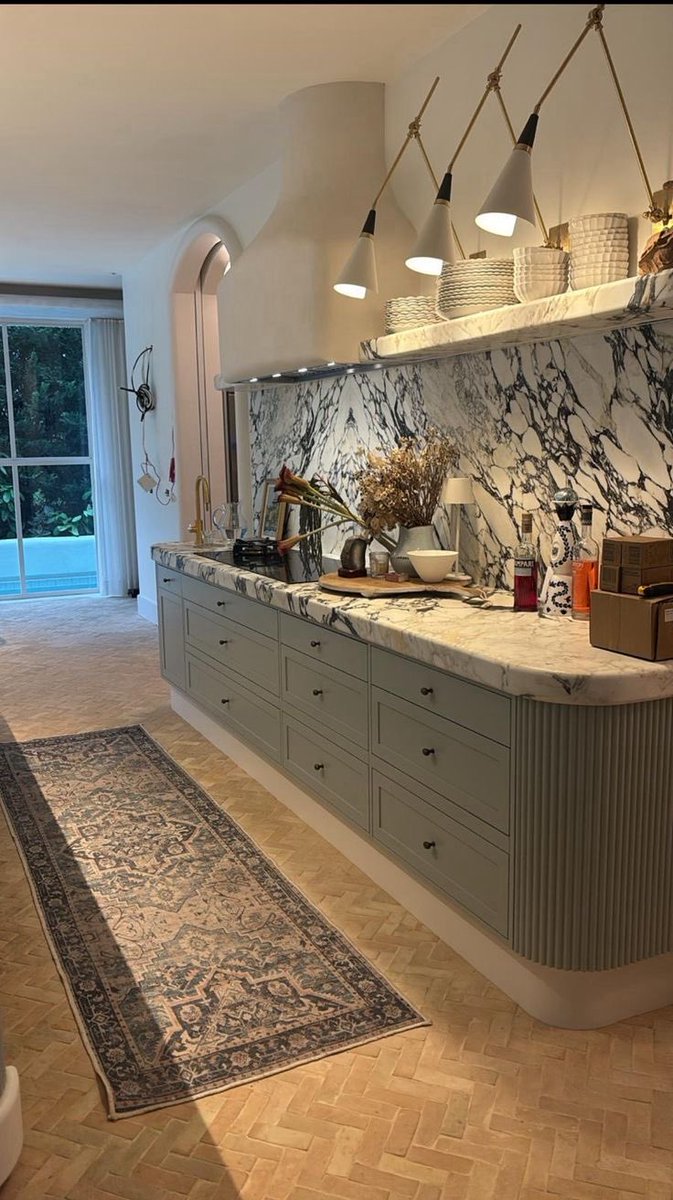 المصممه يارا tweet media