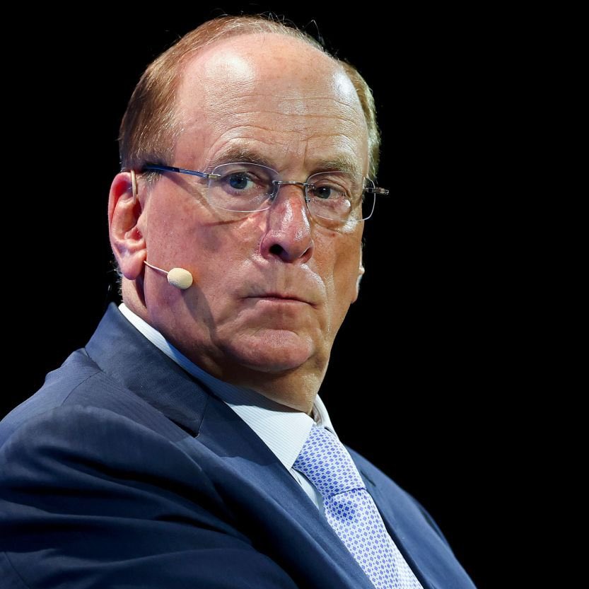 BMNRBullz's tweet image. 🚨 BLACKROCK JUST WENT ALL IN ON $ETH 

The world’s biggest asset manager has officially filed for an iShares Staked Ethereum Trust ETF. 🤯

This isn’t bullish…
this is institutional validation on steroids.

Wall Street is preparing to earn yield on ETH.

Retail have no idea…