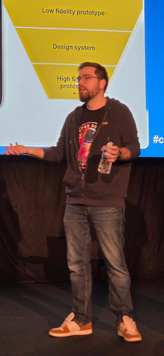 Un retour honnête sur l'utilisation de l'IA en UX Design par <a href="/IvanDalmet/">Ivan Dalmet 🐻</a> #codeurs2025