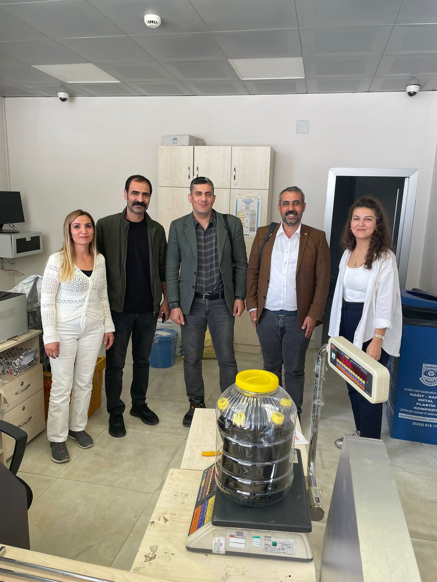 Tarsus Örgütlenme Çalışmaları 

Tarsus PDM ,  Tarsus Merkez Müdürlüğü ve Altaylı Şubesi ziyaret edildi. Tespit edilen sorunlar PTT müdürüne aktarıldı.

Emekçilerin sorun ve talepleri görüşüldü. Ayrıca, Adana mitingine çağrı yapıldı. 

Çalışmaya Genel Başkanımız Mesut Balcan,  8