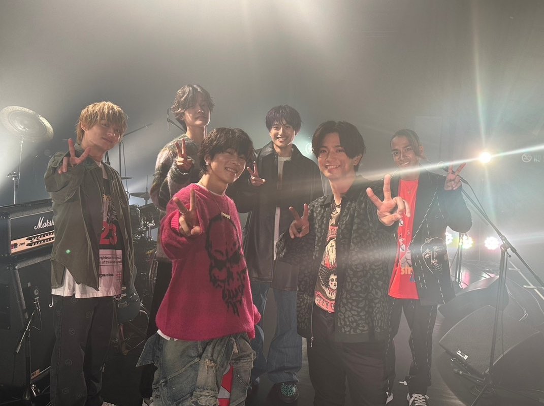 hiroshinoyousi's tweet photo. Jr担だった頃はデビューさえ出来ればずっと6人一緒に居られると思ってた
そうじゃなかった https://t.co/LJgKSxvBcV