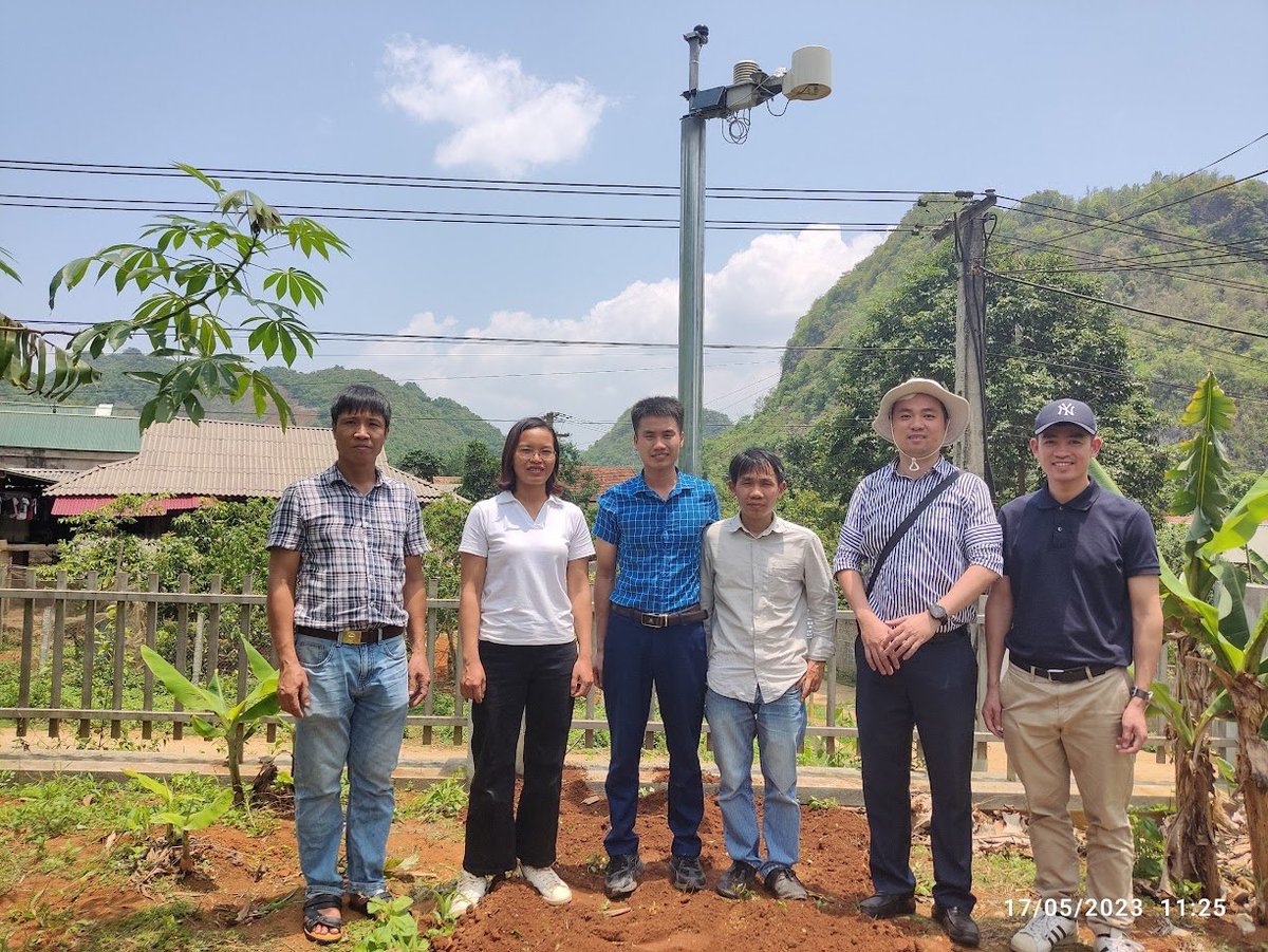 quang_nguyen85's tweet photo. We are unifying the future of AgriTech: Data, Intelligence, and Sustainability.

1. The Digital Brain: #AGORA Our enterprise platform is rolling out, serving as the Decision Support System (DSS) that predicts yields (aiming to cut error from 70%+ to <10%), optimizes crop strategy, and feeds verifiable data directly into Parametric Insurance solutions.

2. The Sustainable Shift: Partnership with @CABIIntelligence must be green. We are proud to collaborate with @CABI to enrich our database and accelerate the adoption of biological pesticide solutions in Vietnam, moving farmers away from high-risk chemicals.

3. The Foundation: #DePIN & ResearchOur network is active! Stations serve as a real-time data model for students and researchers (e.g., at TUAF/ICRAF), proving the value of hyper-local data for education and R&D.

This is how we build a profitable, resilient, and green food system.

AgroX: Agricultural Intelligence, Decentralized.

#AgTech #Solana #DePIN #HumanDePIN #ClimateAction #Sustainability #WeatherPlus