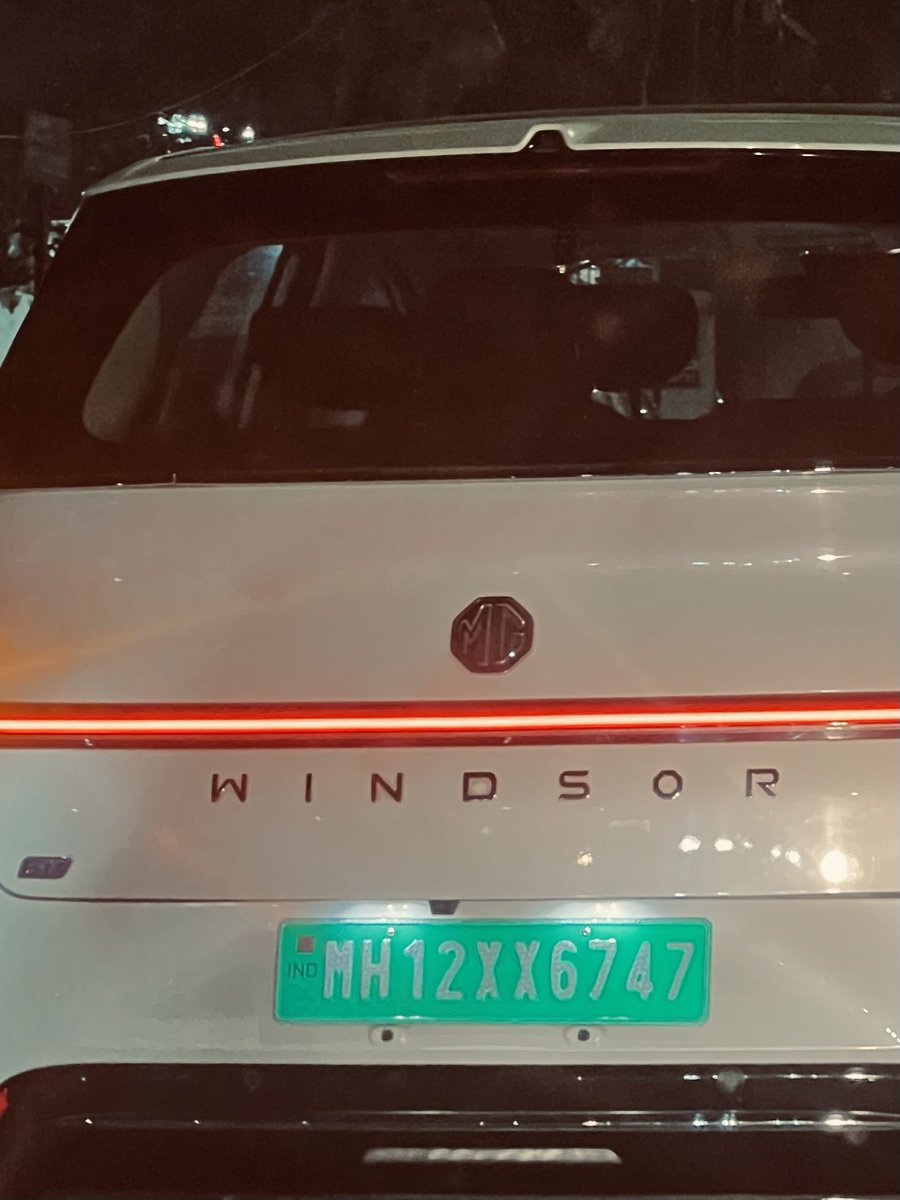 nothingness_pk's tweet photo. spotted this MG Windsor and couldn’t help but grin.
Windsor:wind + soar.

MH 12 .XX.6747.

First thing that popped in my head? ETH hitting 6747 in December. Don’t know which day exactly ( xx ).

Maybe I’m reading into things. Either way, grabbing some more ETH. https://t.co/aaiovEl3ug