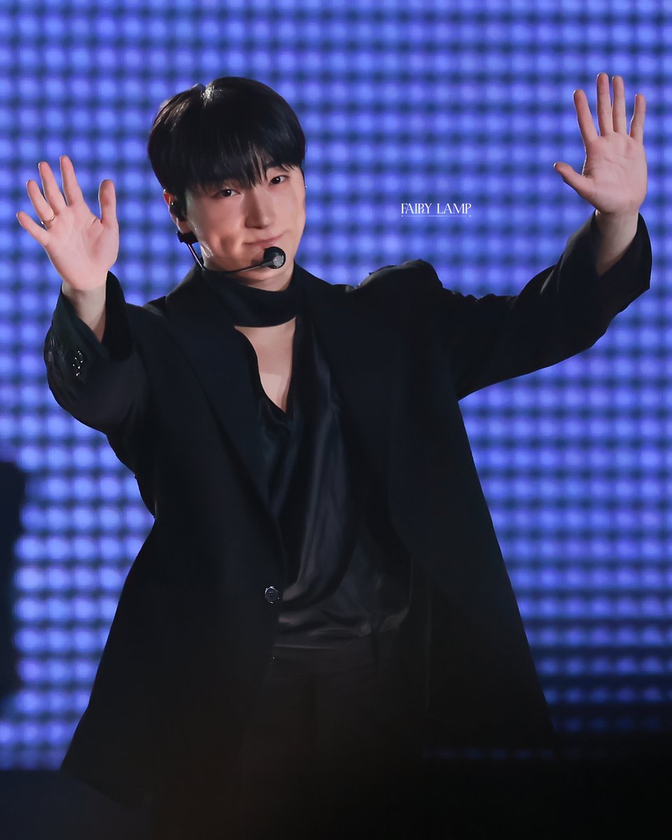 251103 TV아사히 드림 페스티벌  

유독 귀여웠던 이날😽
#choisan #ATEEZ #최산 #에이티즈 #エイティーズ