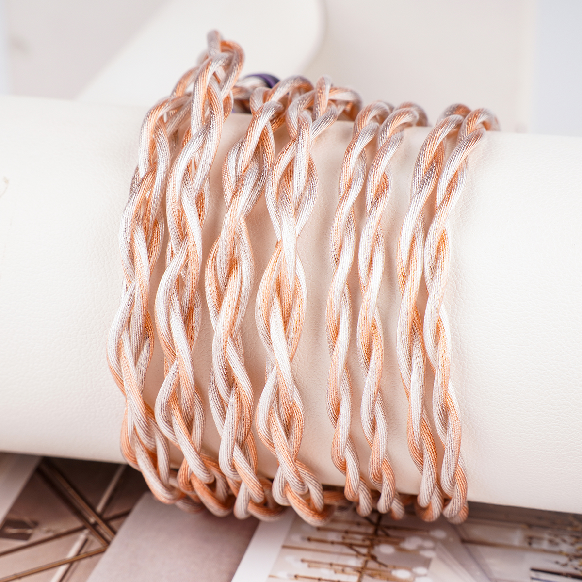 krhifi's tweet image. ✨AliExpress Black Fridayセール製品推薦✨
#NICEHCK #TriSPC #ケーブル
◤◤📢
NICEHCK TriSPC
圧倒的福祉価格💵53.6ドル
店のクーポン【TPC118】
AliExpressクーポン【JPBF15】
ja.aliexpress.com/item/100500792…
◤◤📢
3種類の銀メッキ銅➕独自·内部構造
中音の量感が減り
締切12月4日16:59