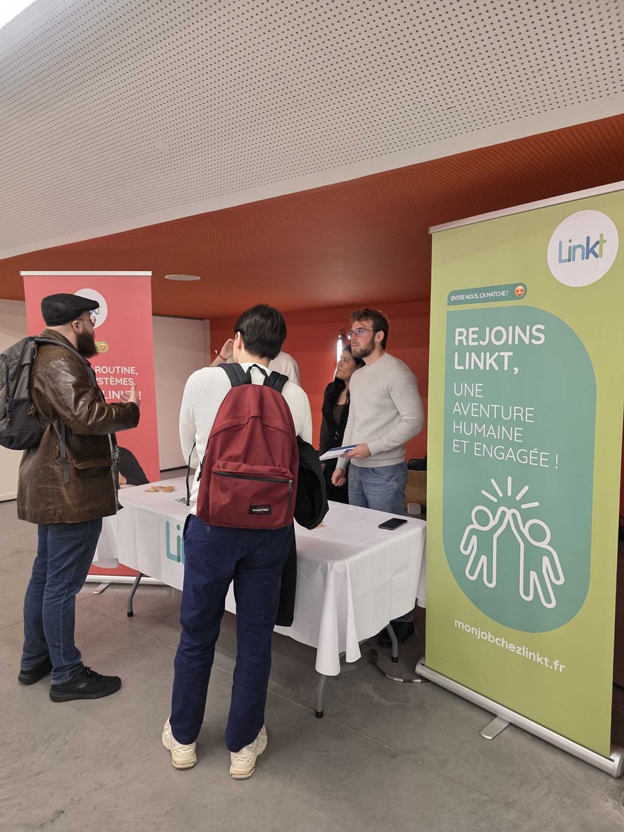 codeursenseine's tweet image. ⏰ 11h40 → 10 min de pause !
Profitez-en pour aller rencontrer nos sponsors 👀
Nous ne le remercions jamais assez ! Un énorme merci aussi aux bénévoles. 
Ils rendent #Codeurs2025 possible 🙏
Rechargez vos batteries avant la suite ⚡