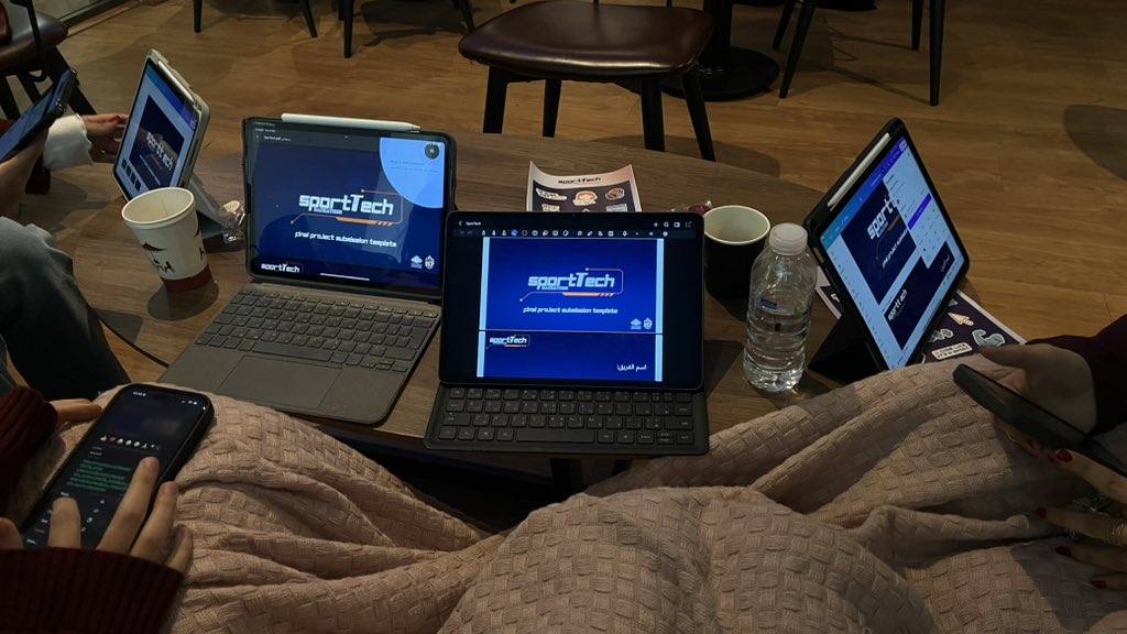 elafxx4's tweet image. Temptations are highhhhhhhh ⏳
#اللجنة_الرياضية #سبورتيك #SportTech