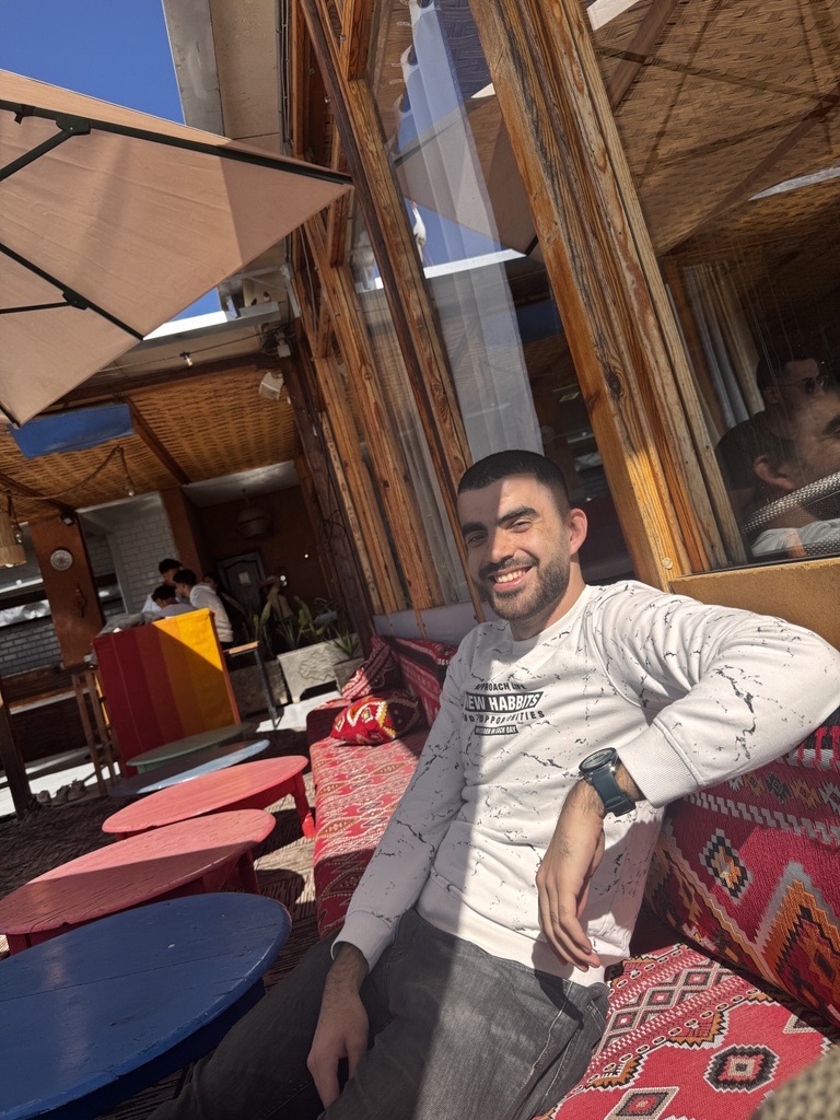 #Agadir statt #Alltag: Drei Kolleg:innen, drei Städte, ein Ziel. Zwischen #mobileWorking und neuen Erfahrungen haben wir die letzten Schritte zur Gründung gemacht – persönlich, produktiv, verbindend.