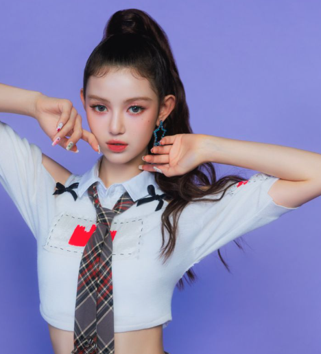 Minji and Danielle of NewJeans have reportedly individually met with ADOR to discuss their positions.