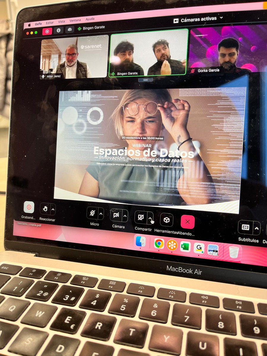Sarenet's tweet image. Gracias a todas las personas que os habéis conectado al webinar de #EspaciosDeDatos. 😊 Hemos hablado de #DESPACE, #HUCAÍN, y hemos contado con @PurpleBlobSL y @AFMmachinetools como entidad invitada para aterrizar su impacto en la #industria.

¡Un gusto compartir este espacio!