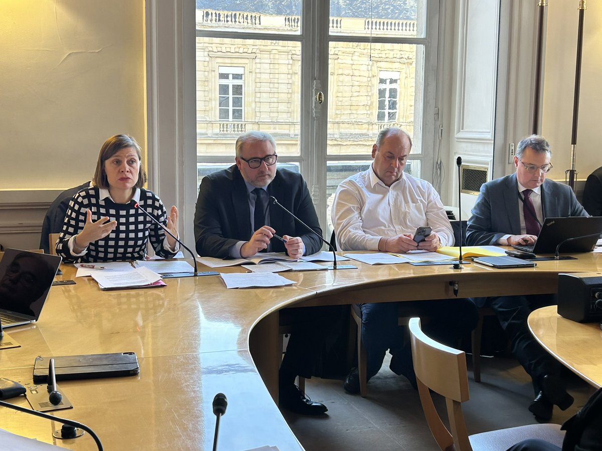 A_Linkenheld's tweet image. #résolutions 🇪🇺
En commission des affaires européennes, avec les @senateursPS nous avons voté :

❌ Contre le large soutien de la France aux #règlements #retour associés au pacte #asile et migration 

✅ Pour la saisine de la #CJCE en vue d’empêcher la ratification du #Mercosur