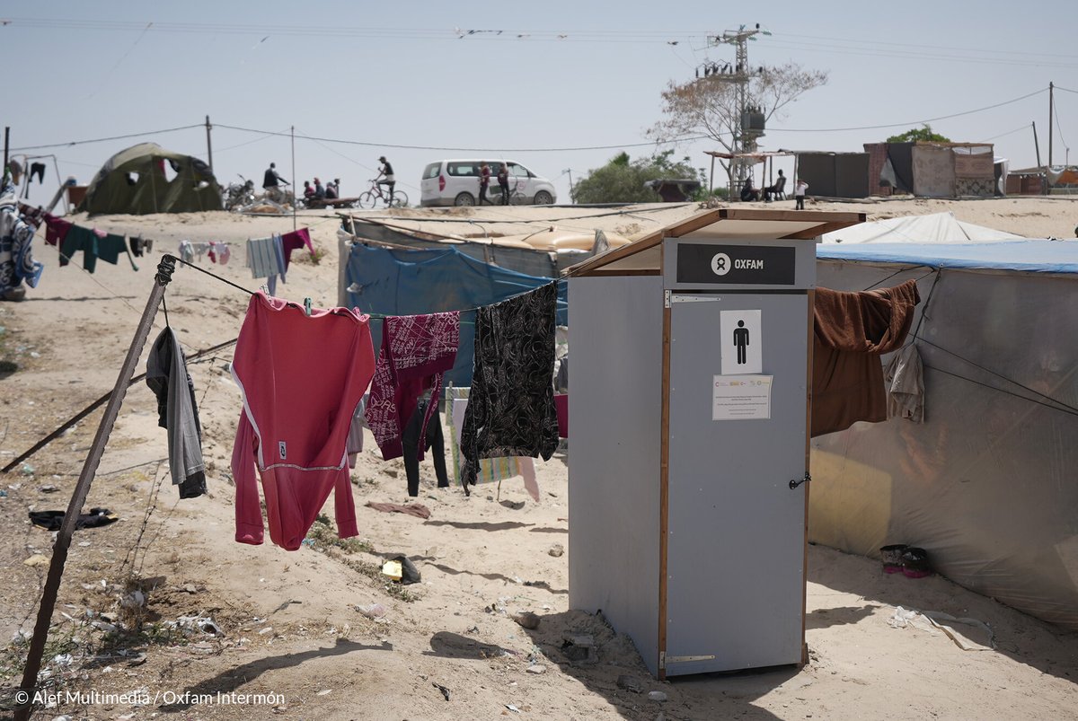 🚨#DíaMundialDelRetrete.

❌Más de 3.400 millones de personas viven sin saneamiento seguro.

❌En #emergencias, garantizar agua y baños dignos salva vidas.

Te contamos por qué tener acceso a agua saneamiento salva millones de vidas➡️
comiteemergencia.org/agua-higiene-y…