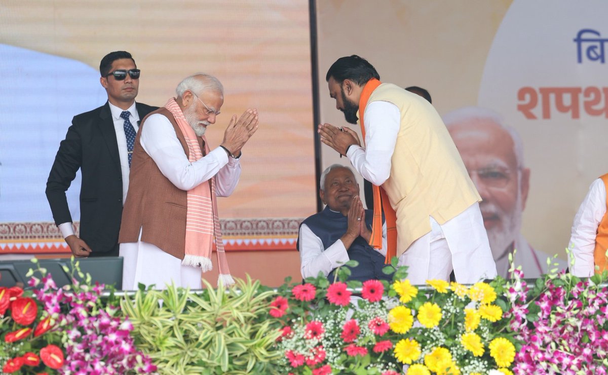 UpendrraRai's tweet photo. PM @narendramodi posts, "Congratulations to Shri @samrat4bjp Ji and Shri @VijayKrSinhaBih Ji on becoming Deputy Chief Ministers of #Bihar. Both leaders have worked extensively at the grassroots in serving people. Best wishes to them." @PMOIndia @narendramodi_in https://t.co/1ZU34Bk53d