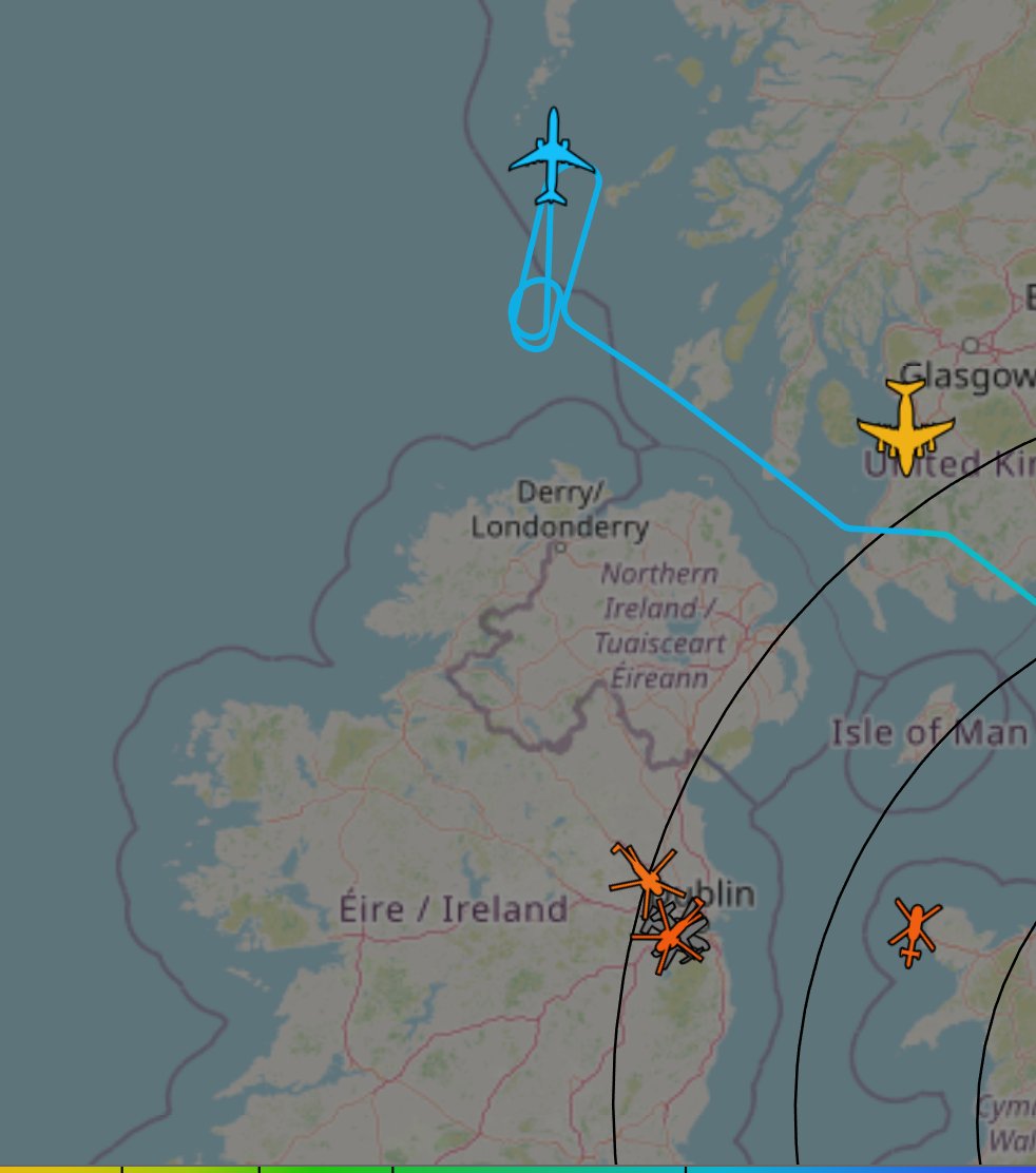 mattfle02898557's tweet image. Somewhere near this tanker that will be topping up aircraft monitoring it