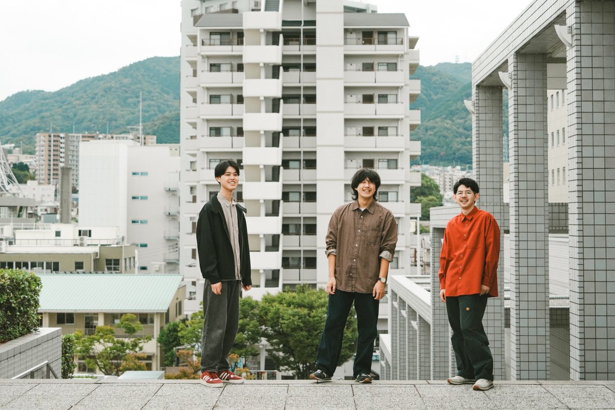 gori_matsu_3's tweet photo. \ New Artist Photo 📷 /

3rdアルバムリリースに伴いアーティスト写真を更新しました！
今後ともゴリラ祭ーズをよろしくお願いします🦍

Photo by @___38ca https://t.co/1IeiH9YSmS