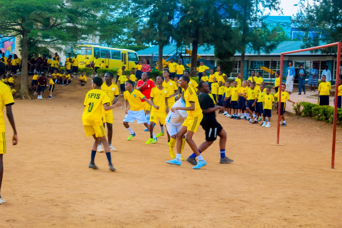 spis School tweet media