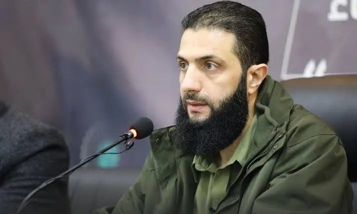 نور العبيدي tweet media