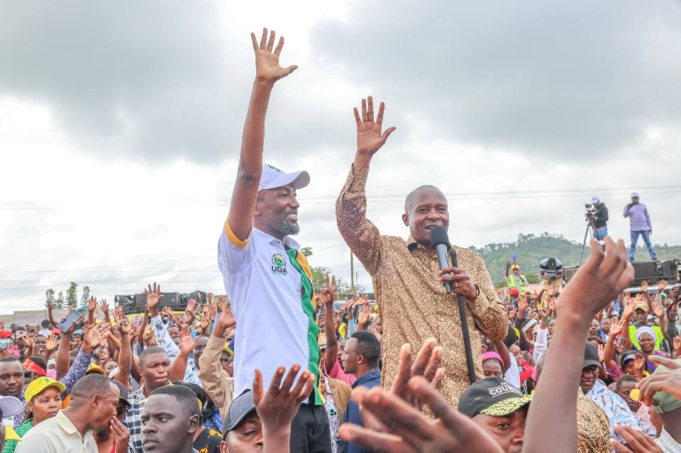 _KithureKindiki's tweet image. KANYUAMBORA, MBEERE NORTH, EMBU COUNTY, KENYA
THURSDAY, NOVEMBER 20, 2025
Irrigation projects are underway in Kanyuambora, Mbeere North Constituency with water projects worth 250 million shillings initiated by the Government at various stages of development.