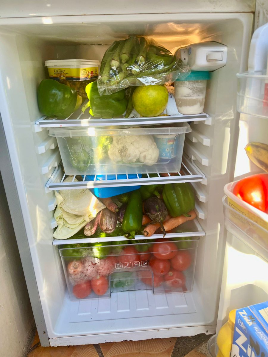 Fridge nzuri sana
Bei 280,000/=
Call 0712908685