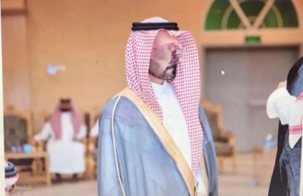 اكتمل عام من الفقد 
شاءت الأقدار أن لا يكون هذا التاريخ عابرًا الأيام تمر و مر فراقك لا يمر مرت سنة على وفاتك وكأن موتك كان بالأمس اللهم اجعل ذلك الفقد راحة له ونورًا لقبره اللهم اغفر لضاري وارحمه ووسع مدخله واجعل مثواه الجنة ولقاءنا به في دارٍ لا فراق بعدها 
#ضاري_حمدان_الشمري