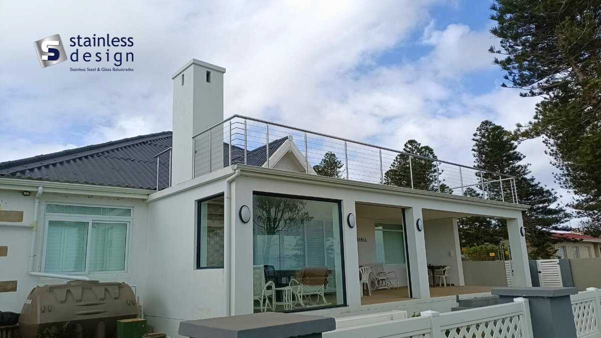 StainlessInfo's tweet image. New cable balustrade installation completed!

Clean lines, durable stainless steel, and a modern open-view finish. Strong, safe, and stylish.

Enquiries: 080 111 1012

#StainlessSteel #ModernBuild #ClearView #QualityCraftsmanship