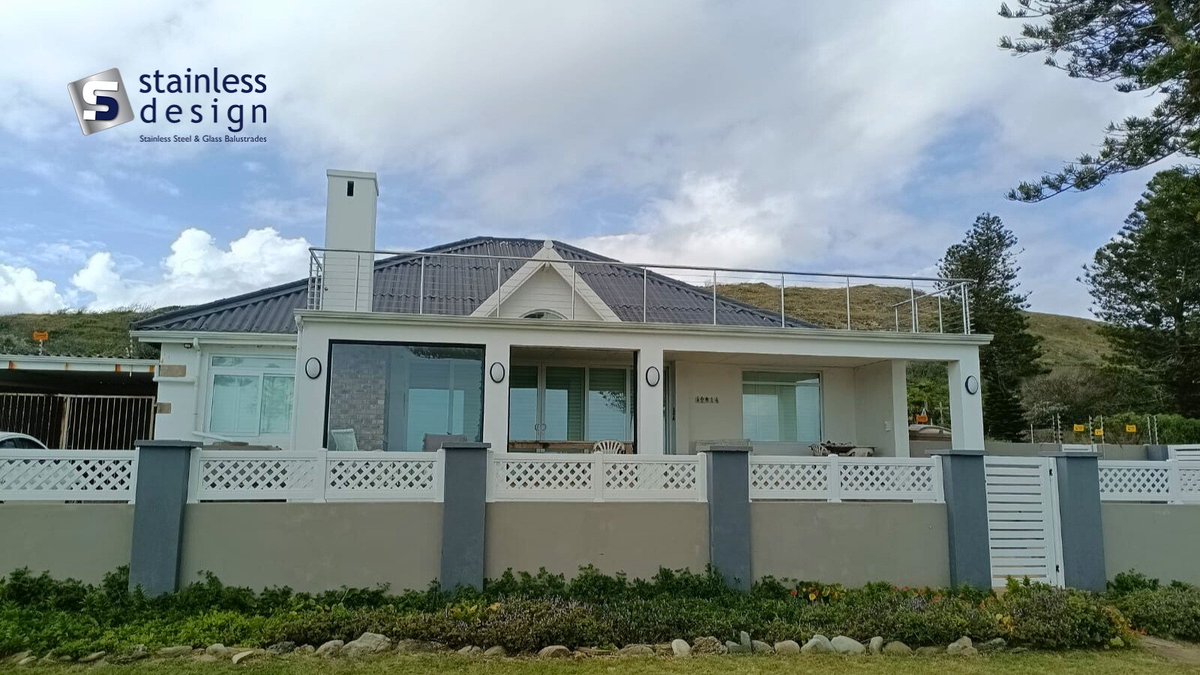 StainlessInfo's tweet image. New cable balustrade installation completed!

Clean lines, durable stainless steel, and a modern open-view finish. Strong, safe, and stylish.

Enquiries: 080 111 1012

#StainlessSteel #ModernBuild #ClearView #QualityCraftsmanship