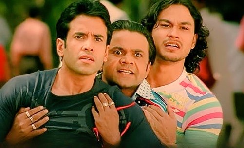 Knowledge0610's tweet image. 8 #TussharKapoor movies to watch on his Birthday 

⭐ Mujhe Kucch Kehna Hai ( 2001 )
⭐ Kyaa Kool Hain Hum ( 2005 )
⭐ Golmaal ( 2006 )
⭐ Dhol ( 2007 )
⭐ Life Partner ( 2009 )
⭐ Shor in the City ( 2011 )
⭐ The Dirty Picture ( 2011 )
⭐ Kyaa Super Kool Hain Hum ( 2012 )