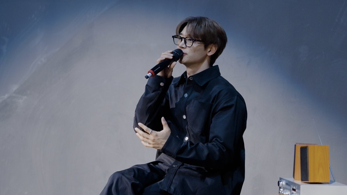 SHINee's tweet image. 📹 MINHO&apos;s &apos;CALL BACK&apos; Making-log | Recording | Affection &amp;amp; FIREWORKS &amp;amp; Because Of You

youtu.be/7VyEjGVpCAY

#MINHO #민호
#CALLBACK #MINHO_CALLBACK
#SHINee #샤이니