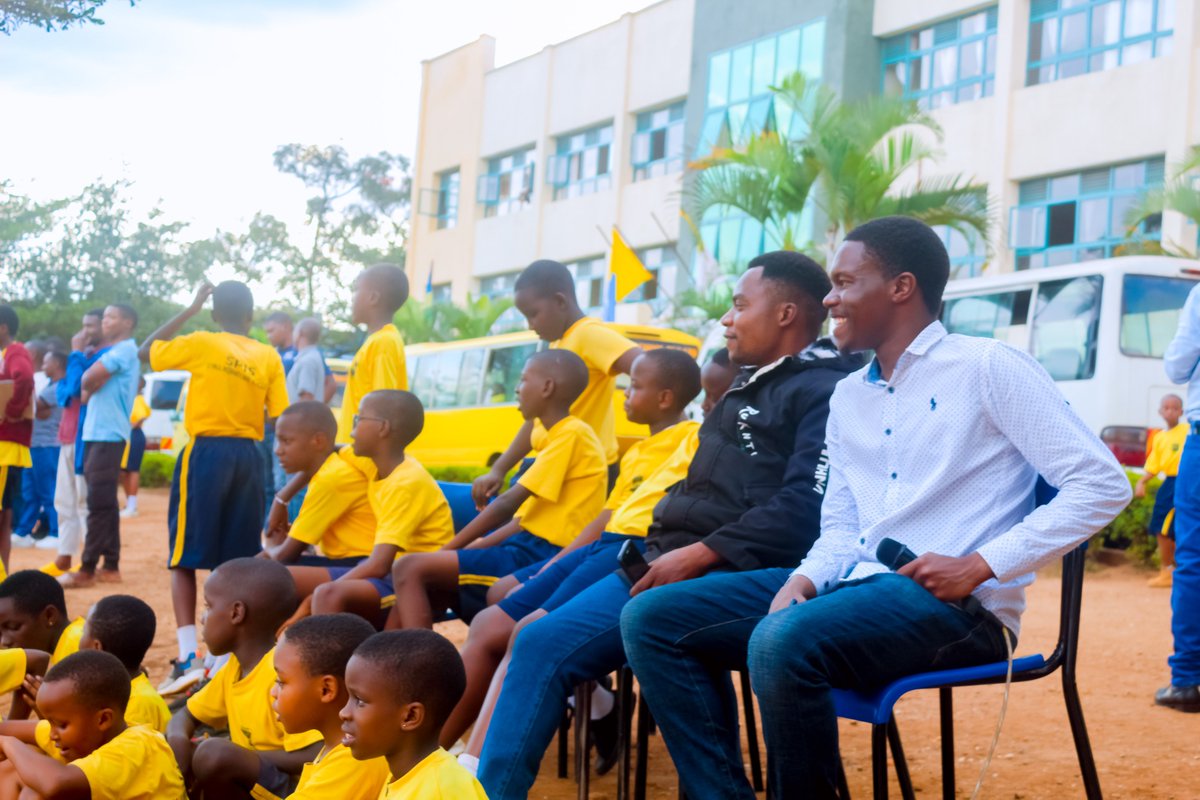 spis School tweet media