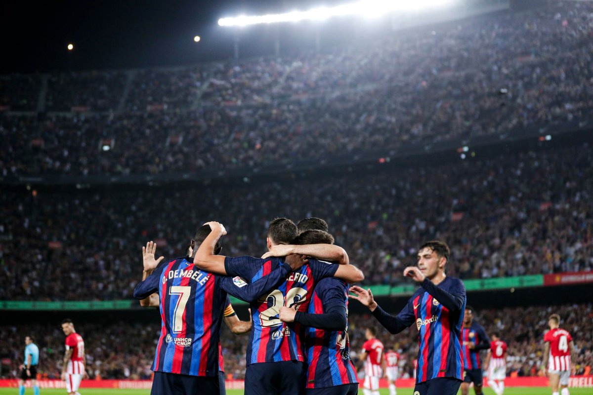forcabarca_ar's tweet photo. AS | آخر فوز لـ أتلتيك بلباو على ملعب برشلونة كان في 24 نوفمبر 2001. 

من حينها، لعب الفريقان 28 مباراة على ملعب برشلونة، انتهت 5 مباريات بالتعادل وفاز برشلونة 23 مرة. https://t.co/B8n1lMacIh