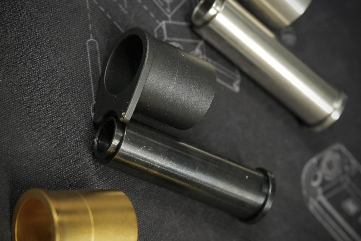 jkarmy_int's tweet image. Gunsmith Bros CNC Aluminum 
Bushing &amp;amp; Guide Rod Plug Set 

For Marui TM 1911 GBBP SERIES 

#gunsmithbros #bushing #guiderod #1911