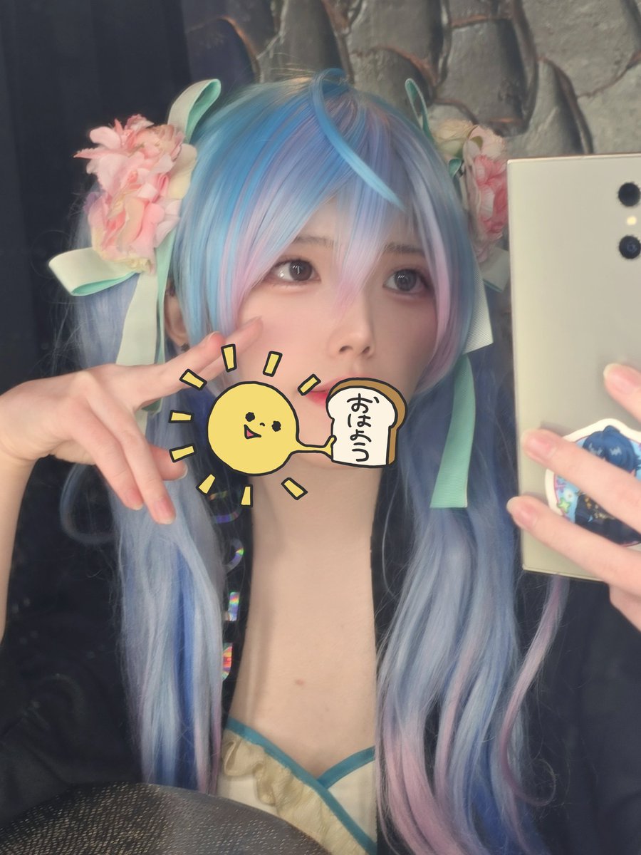 iotwintail's tweet photo. おこんばんは！いつもありがとう🌷
病み上がりﾈｷ🤧
ここしばらく変な夢見て、起きて寝てを繰り返してて妙な感覚🤔
怖い夢じゃなくて奇妙な夢見る方が嫌だよね！？😭😭

久しぶりにいま🤝歩くの下手くそなってる😃 https://t.co/vuxw30Dut4