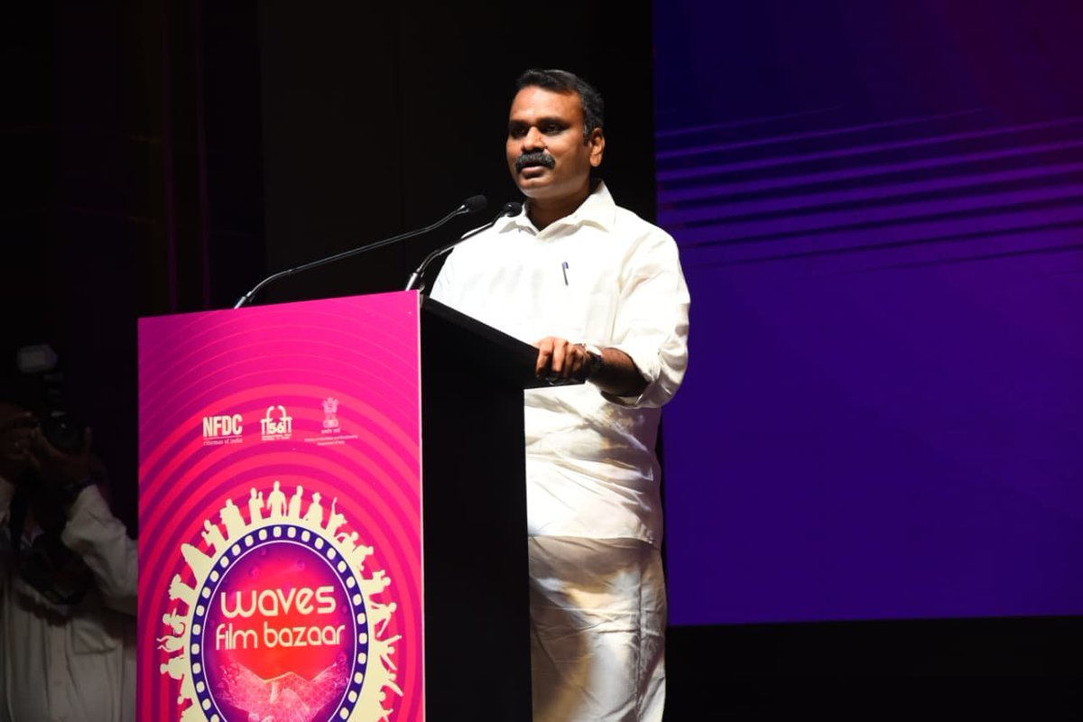 MIB_India's tweet image. 56th #IFFI kicks off with the #WAVESFilmBazaar 2025!

MoS for Information &amp;amp; Broadcasting, @DrLMurugan inaugurated the WAVES Film Bazaar 2025 at the 56th #InternationalFilmFestivalOfIndia in Panaji, Goa.

Joined by Secretary, Sanjay Jaju, legendary actors Balakrishna,…