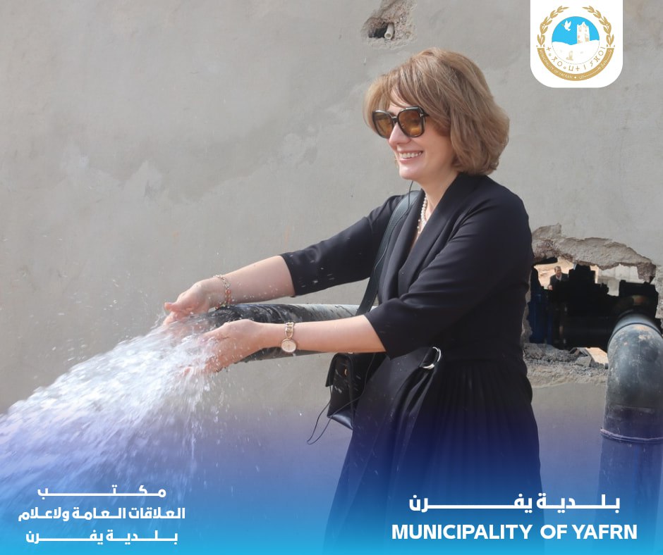 Libyapress2020's tweet image. صور|| إعادة تشغيل بئر محطة #يفرن للمياه، بهبات من #إيطاليا وبرنامج الأمم المتحدة الإنمائي.

ــ إيطاليا والبرنامج الإنمائي قدّما إلى يفرن هبات عبارة عن 3 مضخات مياه طاردة، لتزويد انسياب المياه للمدينة. #ليبيا_برس