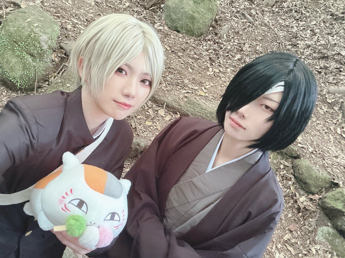 改めてみんなでコスプレしてきたよ〜！最高に顔が良く治安も良くアフターまで楽しすぎるあわせだった☺️💓絶賛修羅場で突貫工事ばっかりだったけど、みゆきちにめちゃめちゃいいお写真いっぱい撮ってもらった！みんなありがとうございました✌🏻💓柊が一番可愛く盛れてて大優勝👏🏻💯