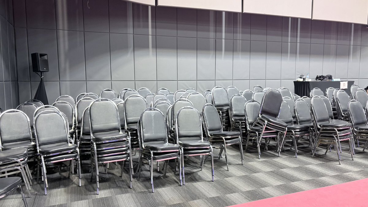 mkbs_official's tweet image. ขอบคุณ #6CODE ทุกท่านนะคะ ที่ช่วยกันเก็บขยะและเก็บเก้าอี้ด้วยน่ารักมากๆเลย 🥺💜

BAS TABLE TENNIS MATCH
#BbasKingCup2025