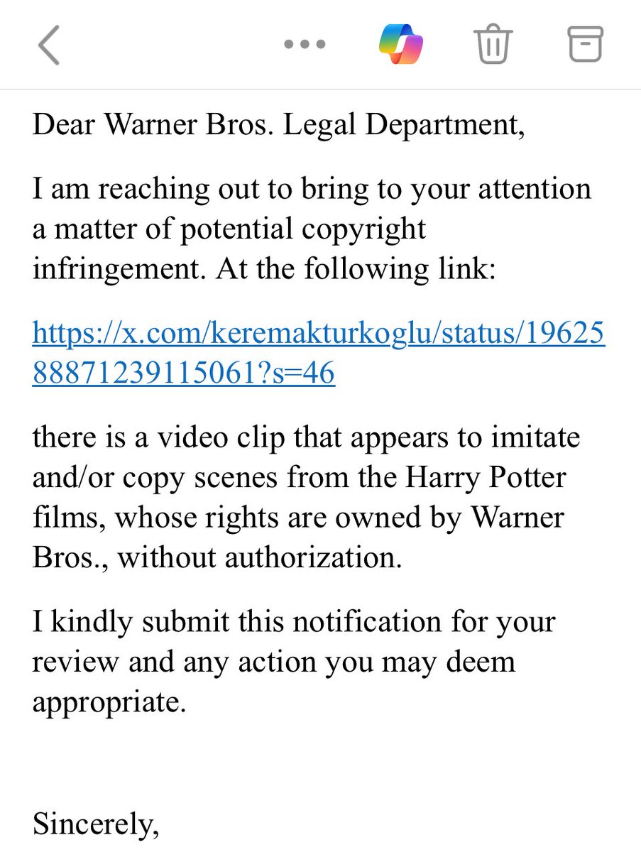 lemarcaspors_'s tweet image. Galatasaraylı bir taraftarın, Kerem Aktürkoğlu&apos;nu gol sevinci nedeniyle 1 Eylül&apos;de Warner Bros&apos;a şikayet ettiği ortaya çıktı.