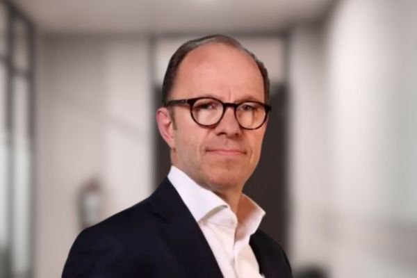 RankiaPro's tweet image. 💼 Robeco nombra a Steven de Vries Head of Europe Wholesale

👉🏼 rankiapro.com/es/noticias/ro…
📌 #nombramiento #Robeco #RankiaPro