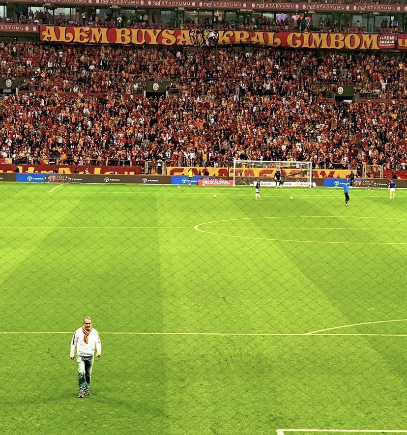 tüm TÜRKİYE tribünlerine örnek teşkil ettiğimiz doğrudur 😁